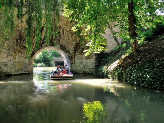 Balade En Barque Eaudyssee Arche Mauvillain © David Billy