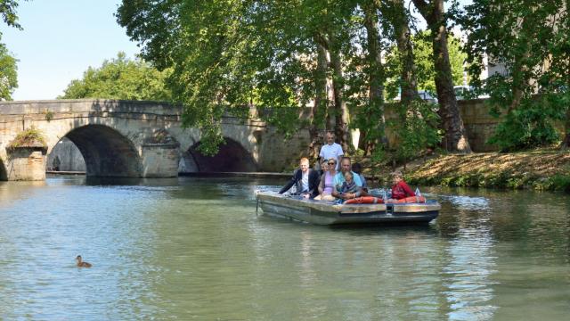 Balade En Barque Eaudyssee Pont Des Mariniers © David Billy