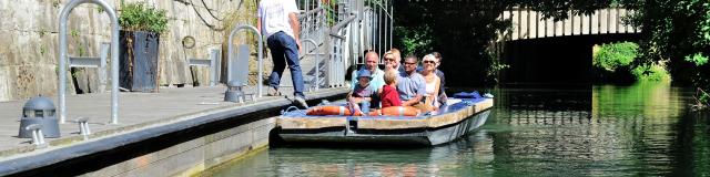 Balade En Barque Eaudyssee Sur Le Quai © David Billy