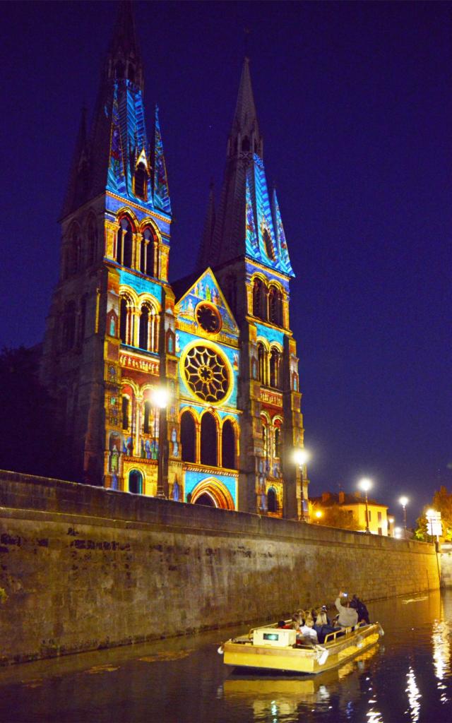 Balade En Barque Metamorpheauses Chalons Notre Dame En Vaux © Christophe Manquillet