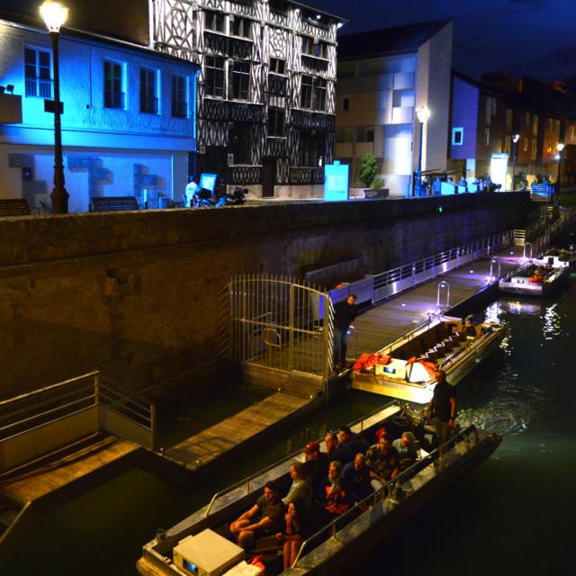 Balade En Barque Metamorpheauses Quai Des Arts Chalons © Christophe Manquillet