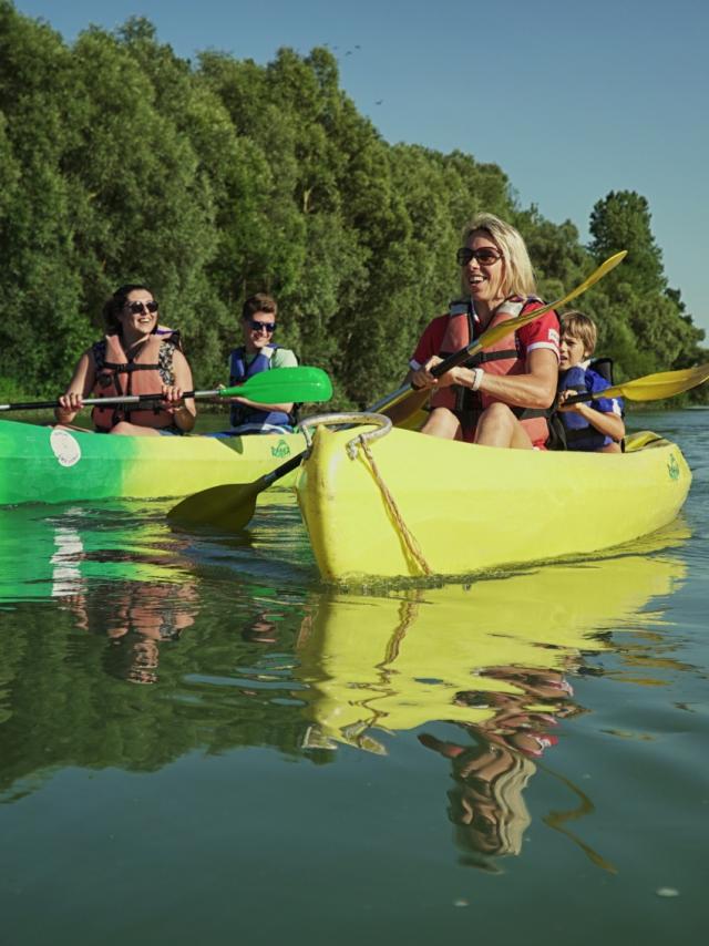 Balade En Canoe La Marne Chalons Pelles Chalonnaises Famille © Marat Anaev