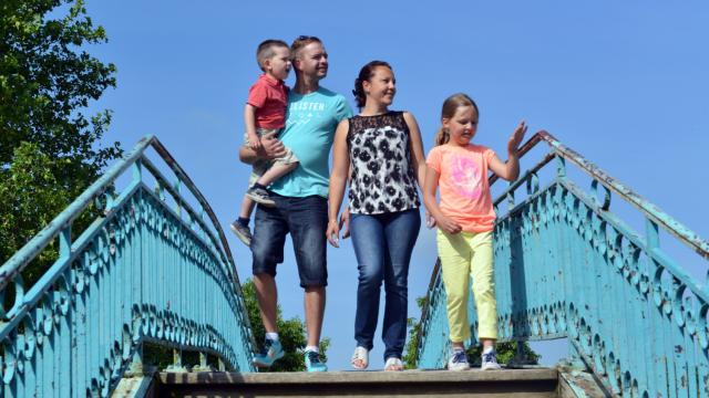 Balade En Famille Chalons En Champagne Passerelle © Christophe Manquillet