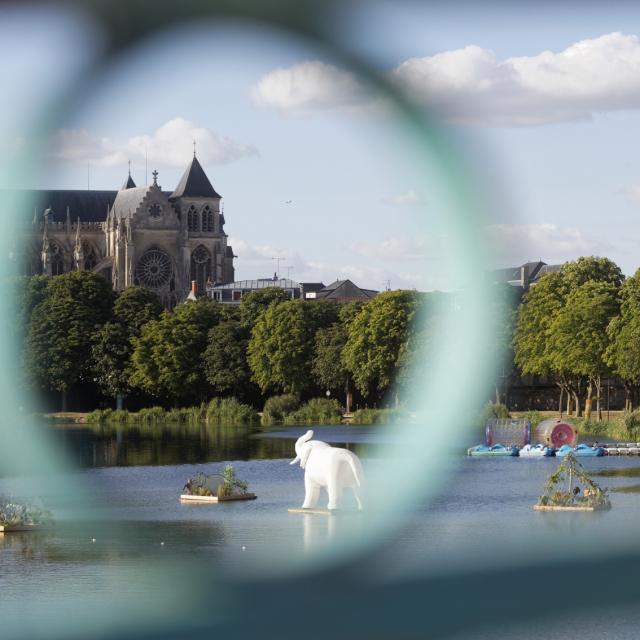 Cathedrale Passerelle Grand Jard Vue Chalons Plage © Pascal Perin