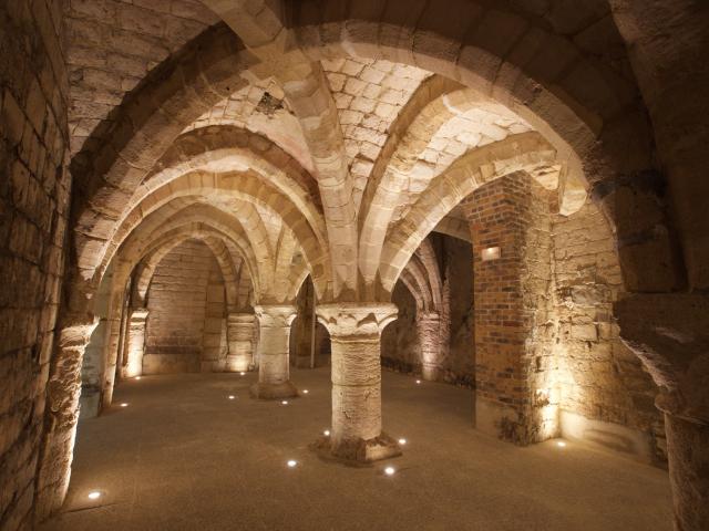 Caves Medievales Chalons Degustation © Office De Tourisme