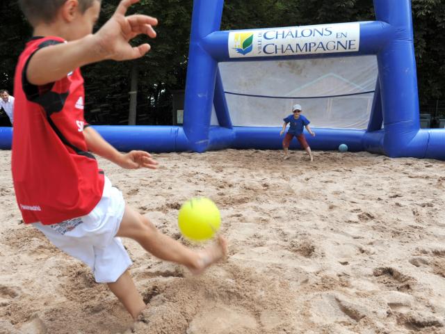 Chalons Plage Grand Jard Terrain De Foot © Christophe Manquillet