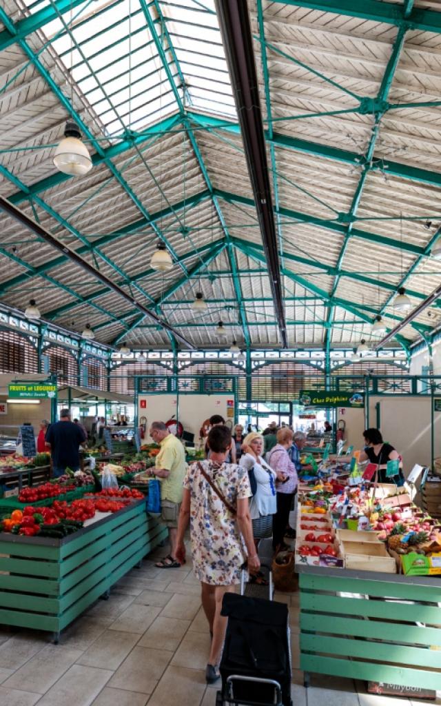 Halles Du Marche Chalons En Champagne Mercredi Samedi © Teddy Picaude