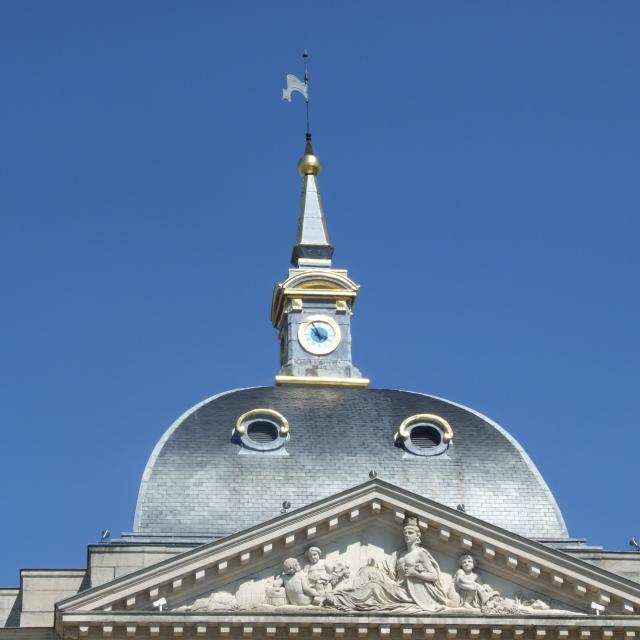 Hotel De Ville Clochet Chalons En Champagne