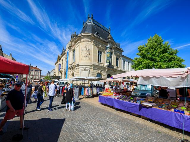 Marche Chalons En Champagne Mercredi Samedi © Teddy Picaude