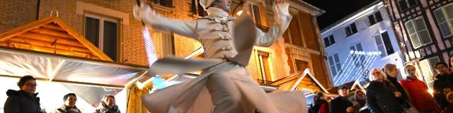 Noel Chalons En Champagne Spectacle De Rue © Christophe Manquillet