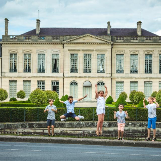 Prefecture Balade En Famille Enfants Chalons © Teddy Picaude