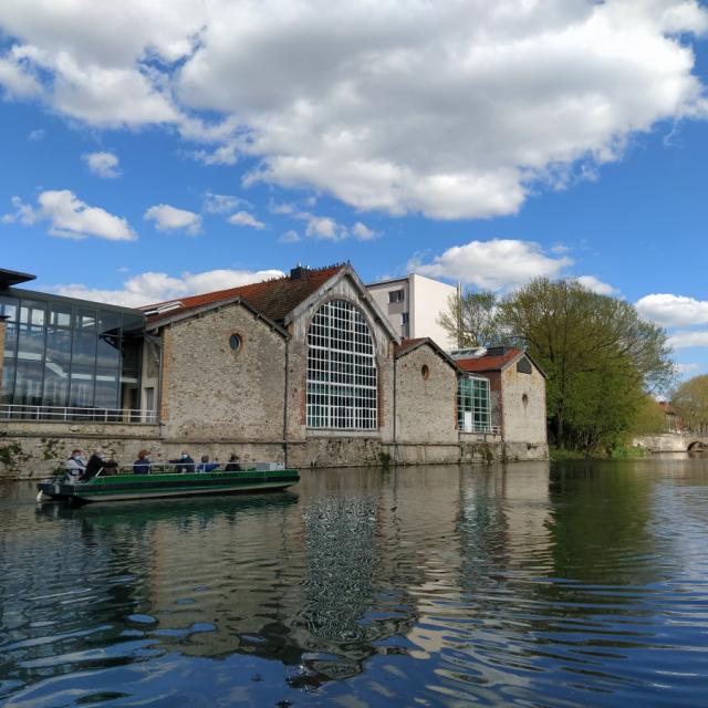 Balade En Barque Epeaupee Chalons