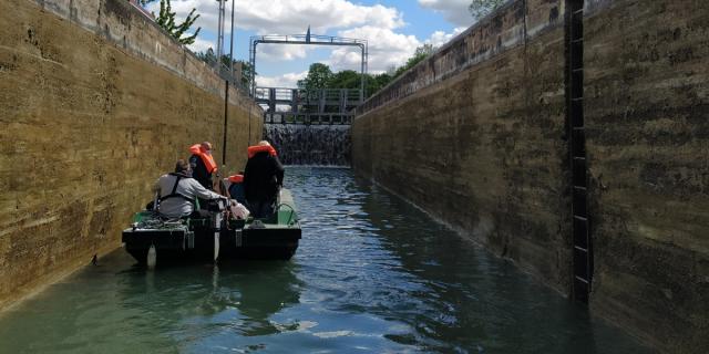 Balade En Barque L Epeaupee Ecluse