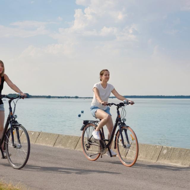 Tour Du Lac Du Der En Velo