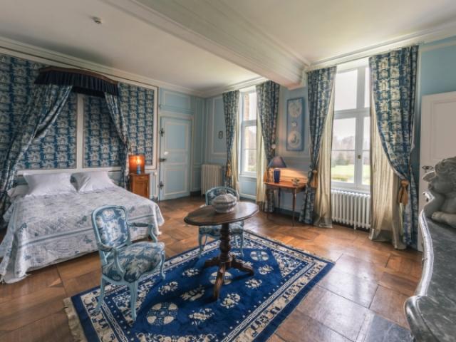 chateau-vitry-la-ville-chambre-1.jpg