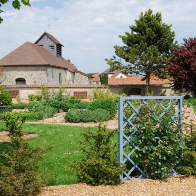 Haussimont Le Jardin Des Plantes Textiles