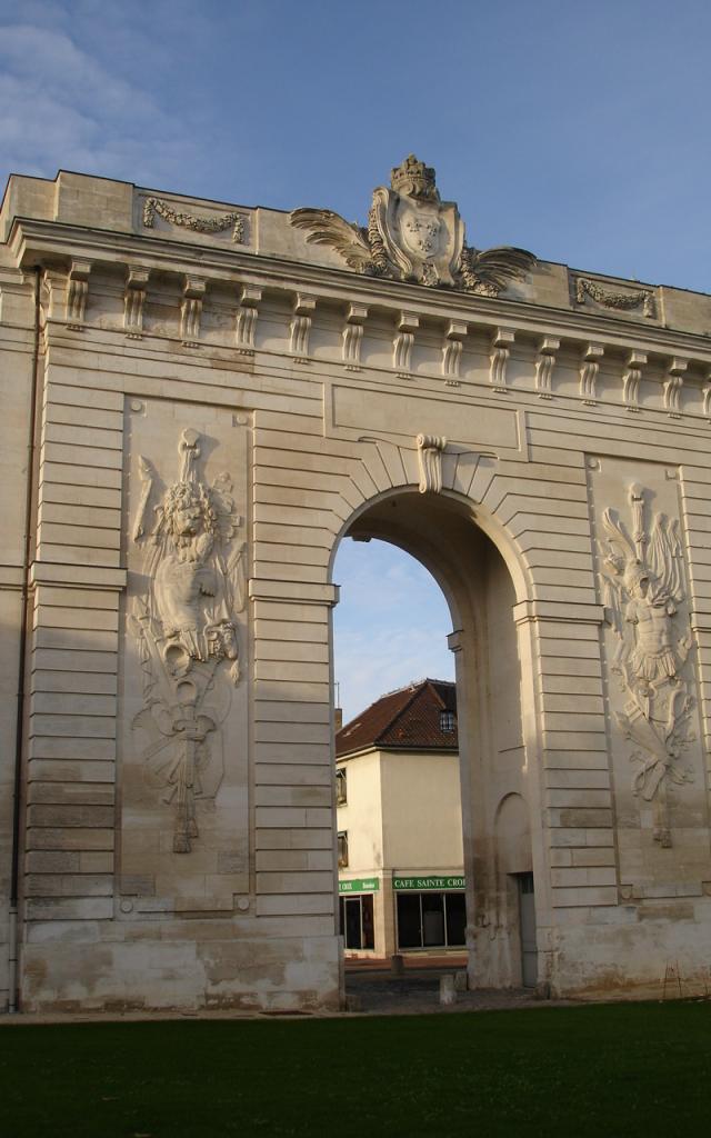 Porte Ste Croix Chalons 16