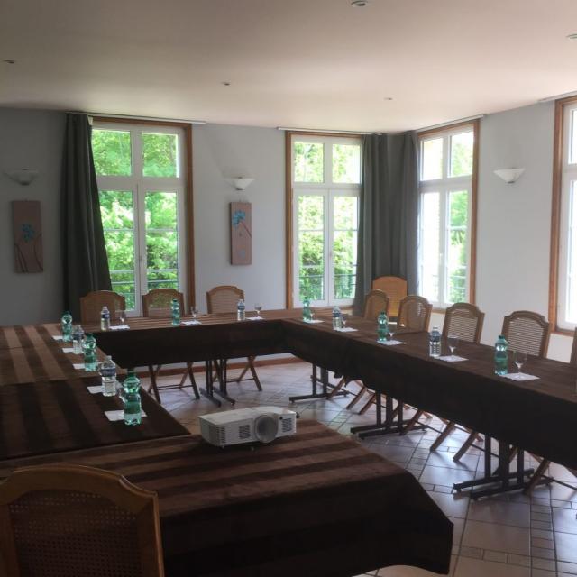 Logis Hotel Clos Mutigny Salle Seminaire