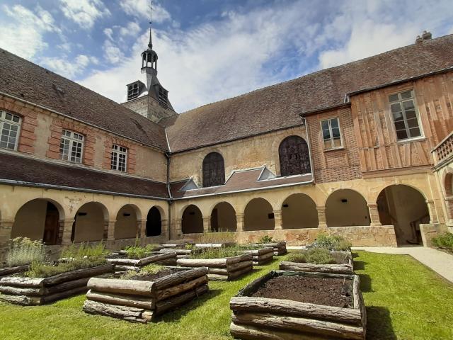 Cloître Couvent Des Récollets