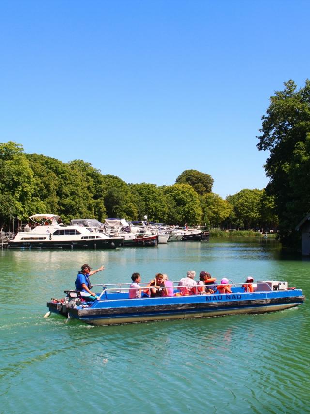 Balade En Barque L Epeaupee Chalons Large