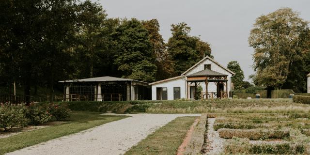 Domaine de Vaugency Jardin Kiosque