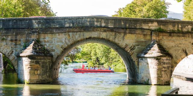 Balade En Barque Chalons Pont Des Mariniers