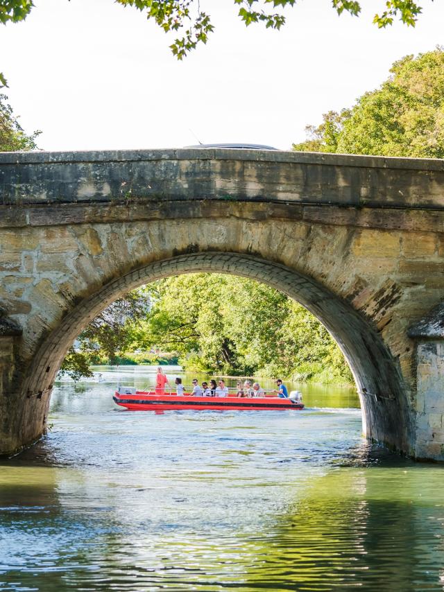 Balade En Barque Chalons Pont Des Mariniers