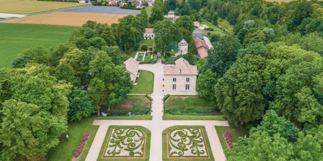 Domaine De Vaugency Drone 4