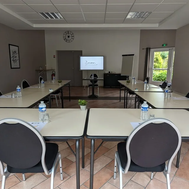 Auberge Des Moissons Salle Seminaire Bas